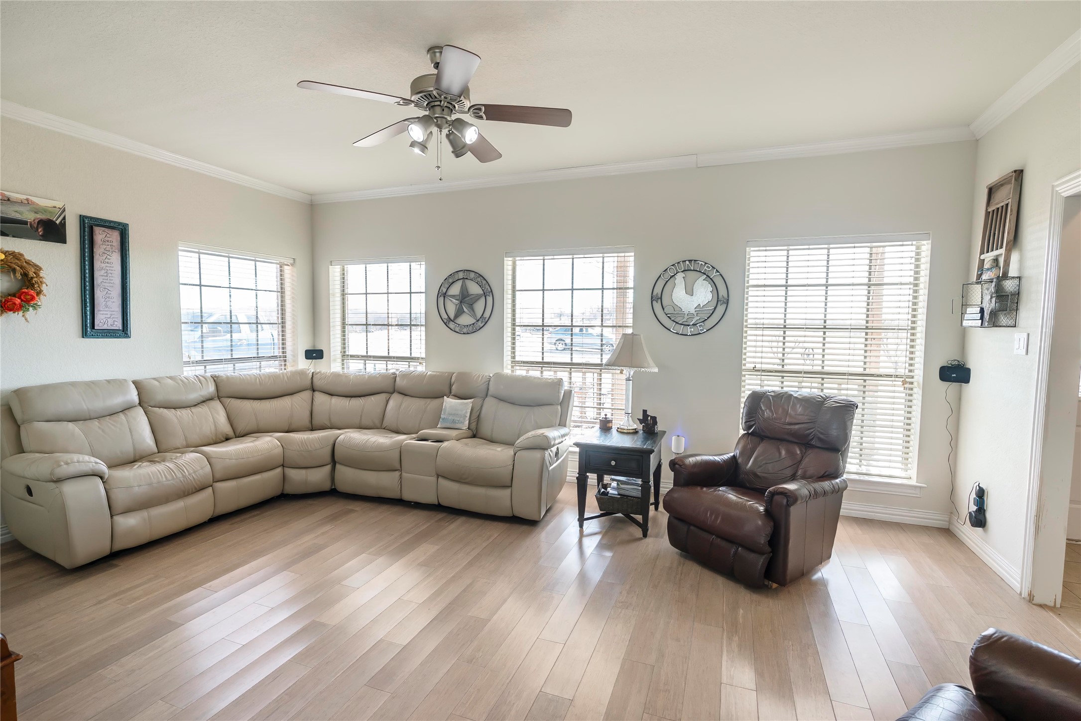 2168 Fruitland Road Sunset TX 76270