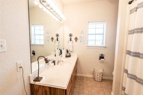2168 Fruitland Road Sunset TX 76270