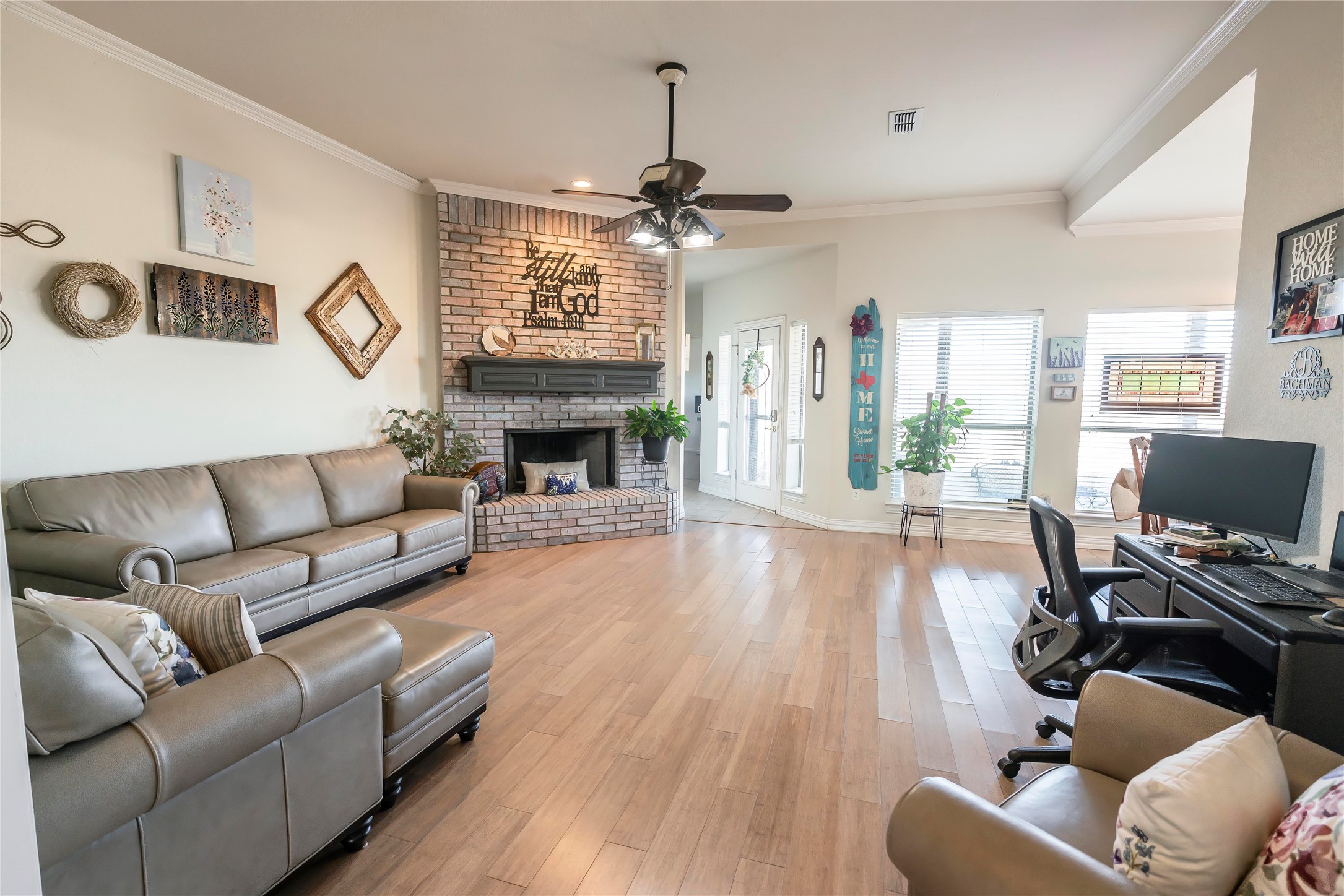 2168 Fruitland Road Sunset TX 76270