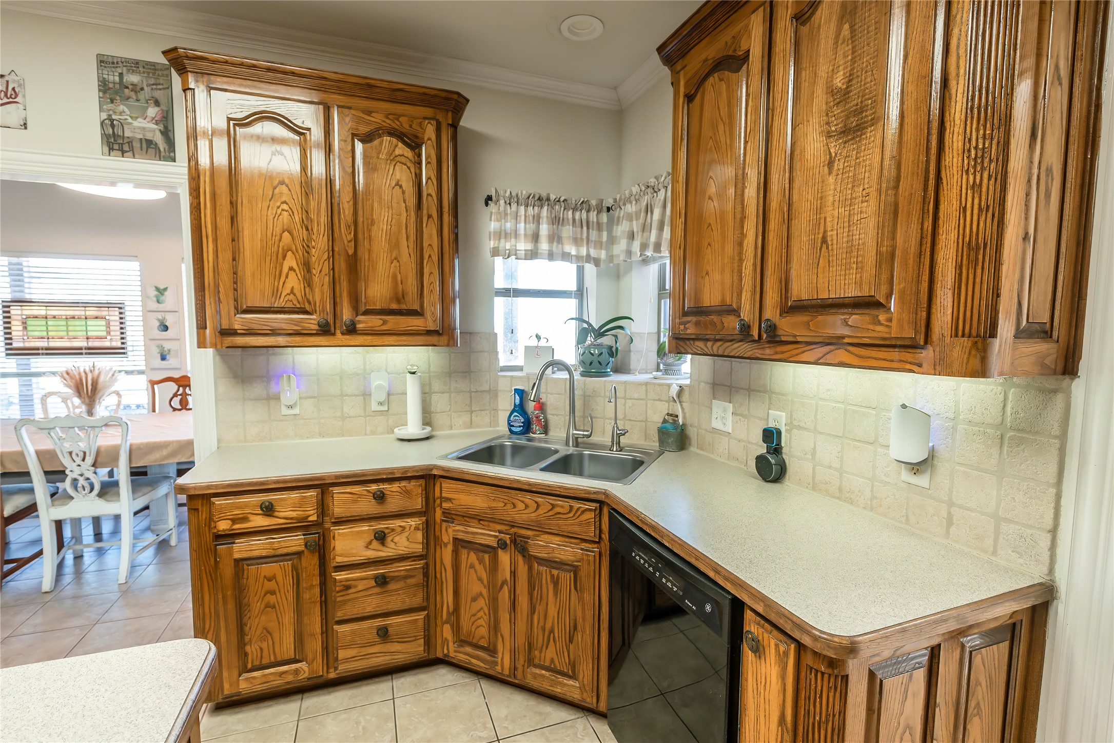 2168 Fruitland Road Sunset TX 76270