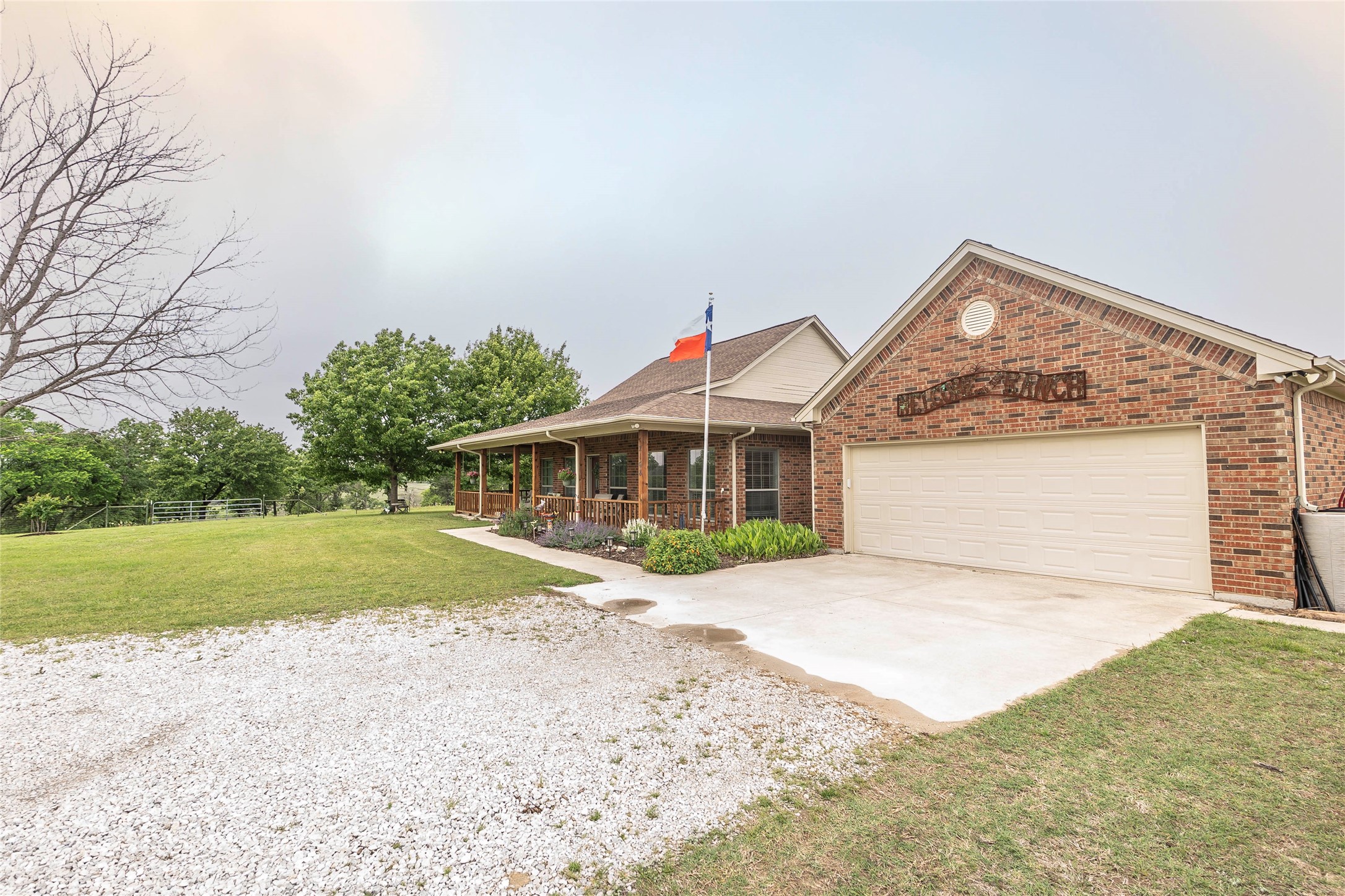 2168 Fruitland Road Sunset TX 76270