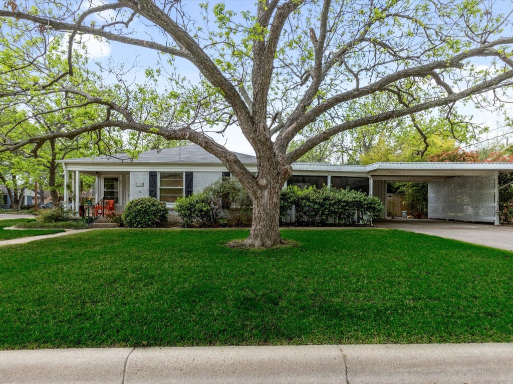 3451 Brady Avenue Fort Worth TX 76109