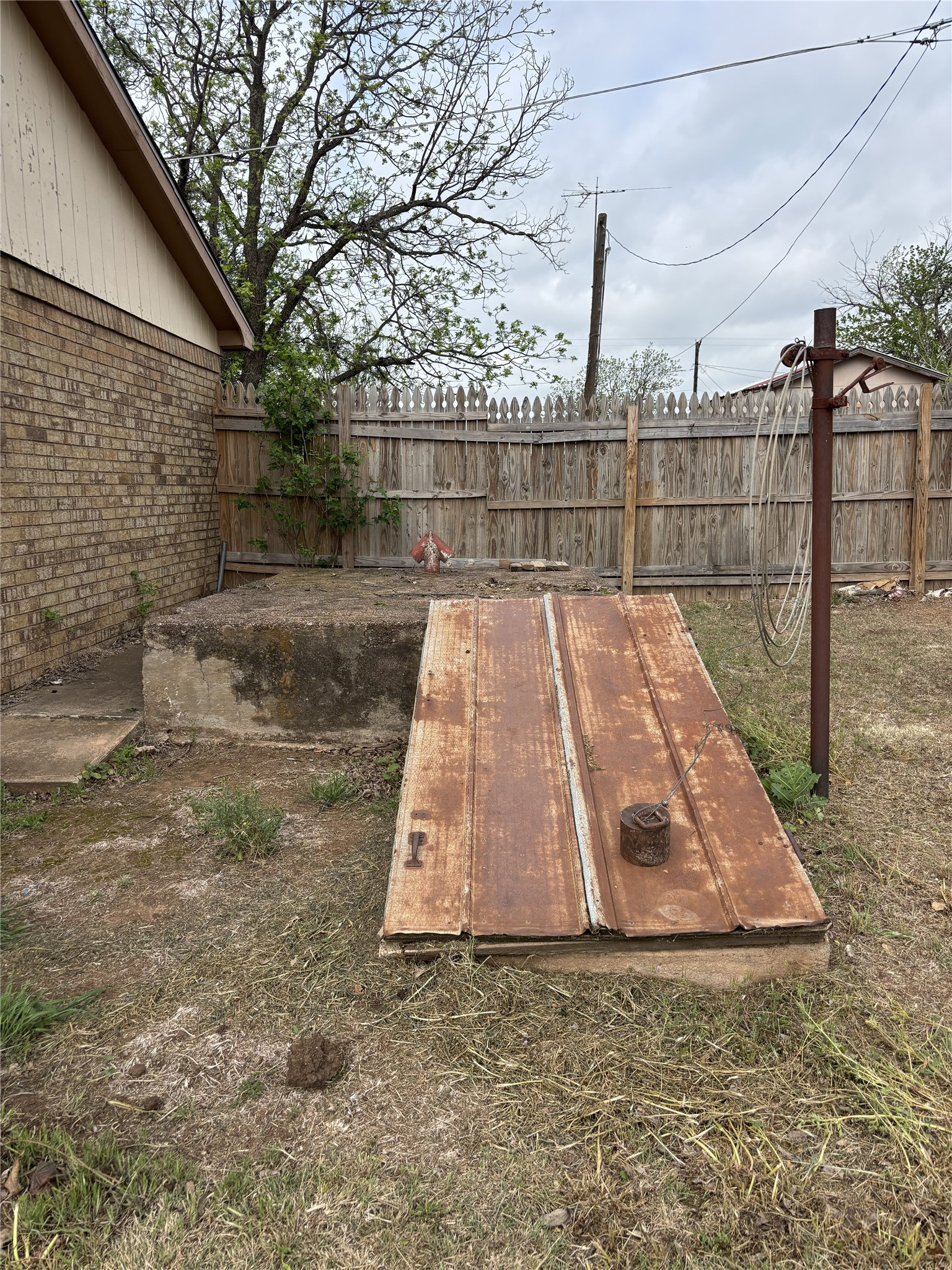 214 E Fourth Henrietta TX 76365