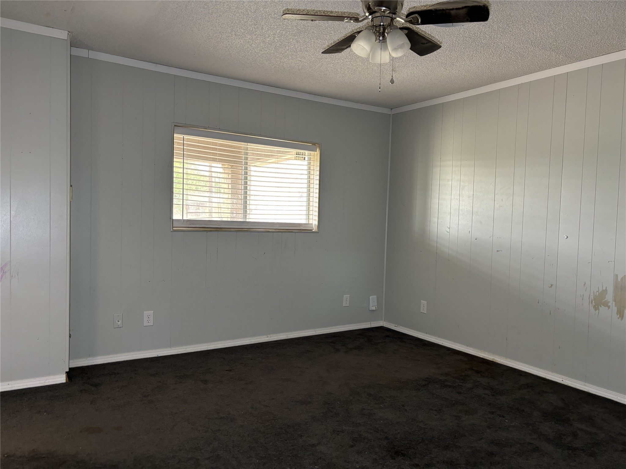 214 E Fourth Henrietta TX 76365
