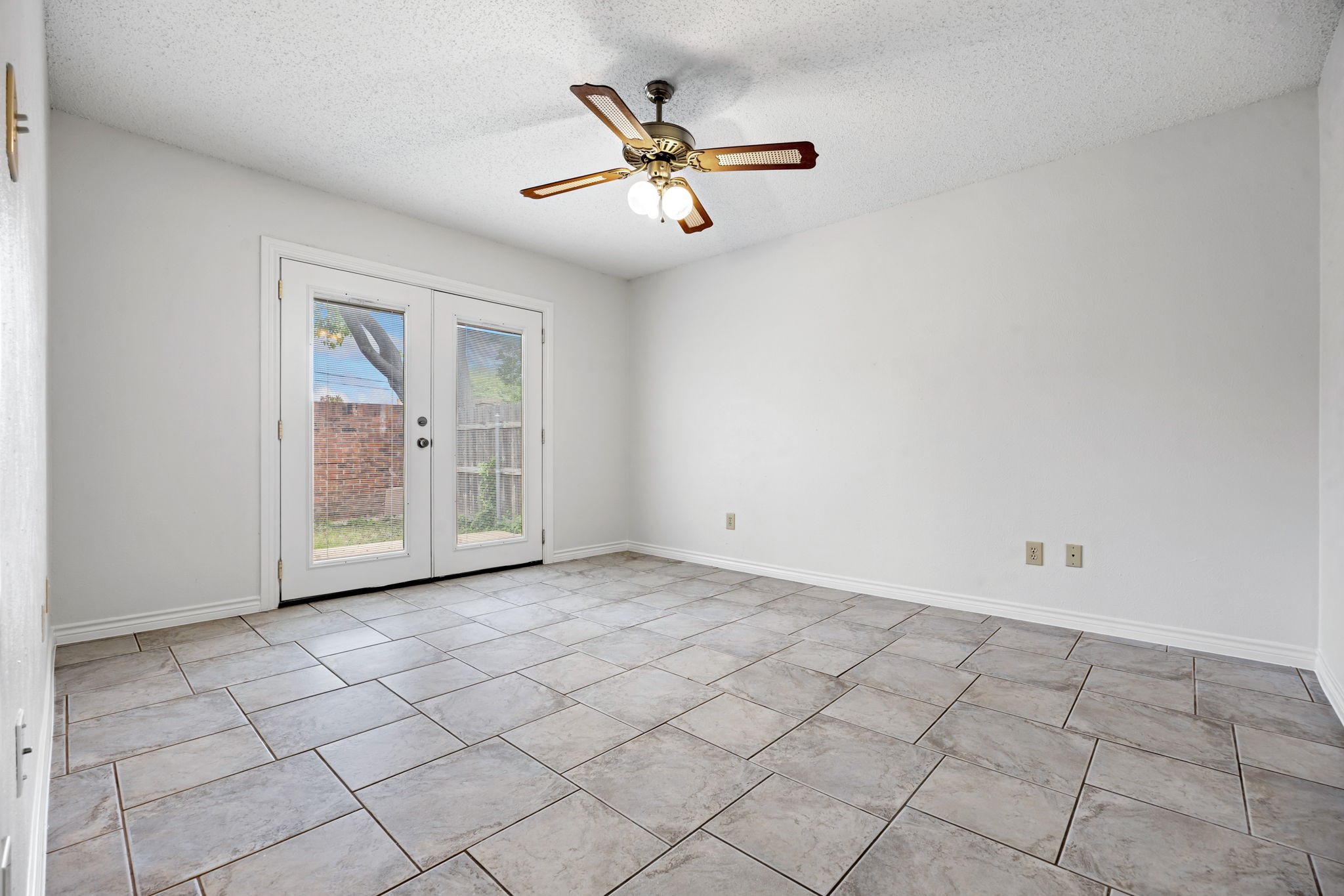 2925 Waterfront Drive Garland TX 75042
