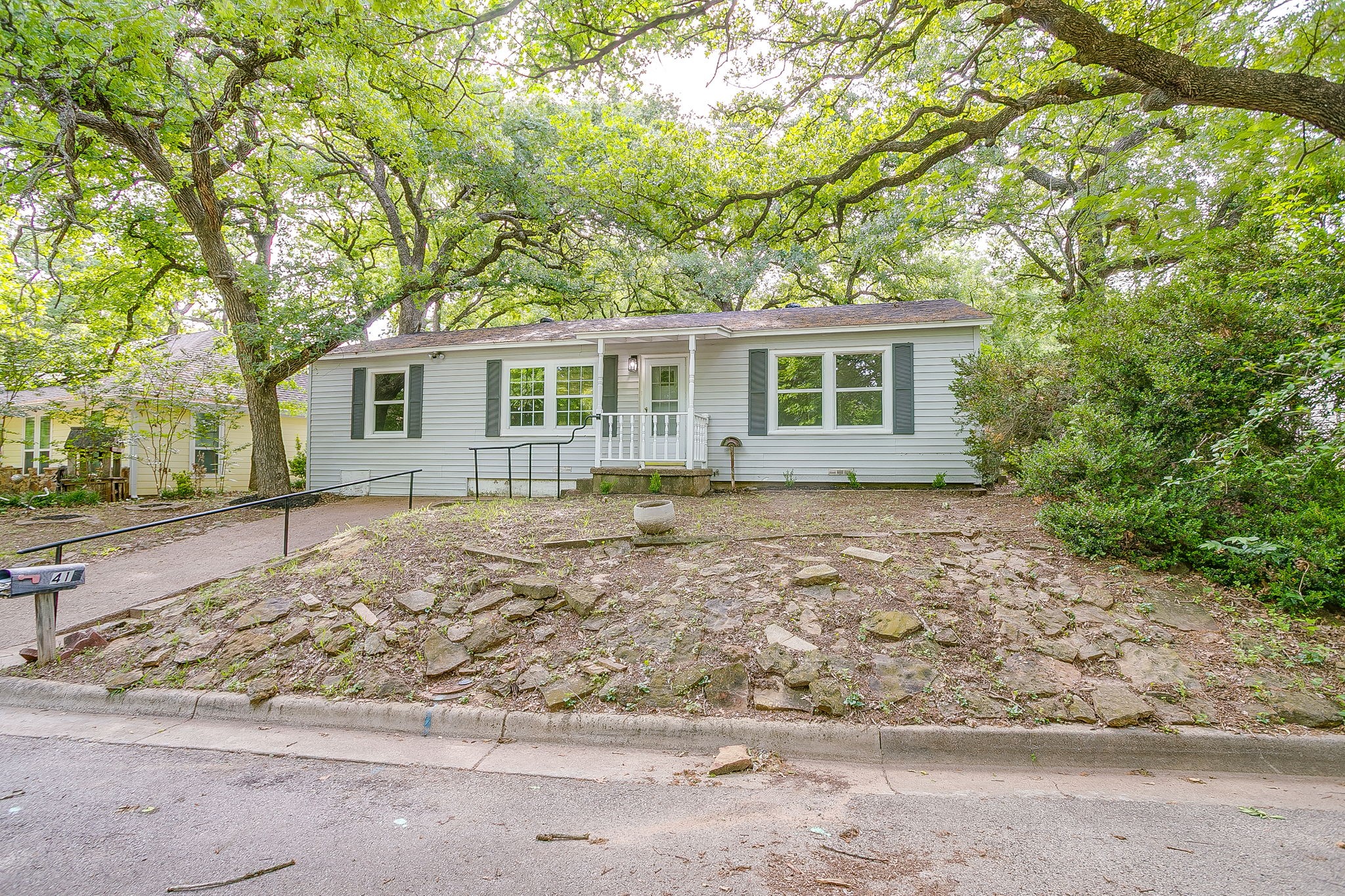 410 Case Street Weatherford TX 76086