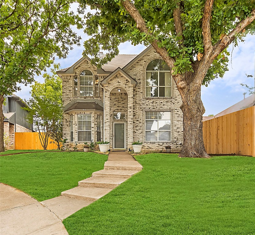 810 Sonora Court Grand Prairie TX 75052