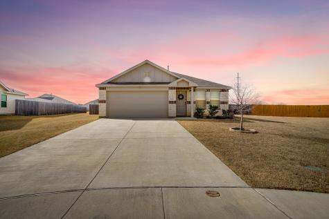 8300 Hollow Bend Street Fort Worth TX 76123
