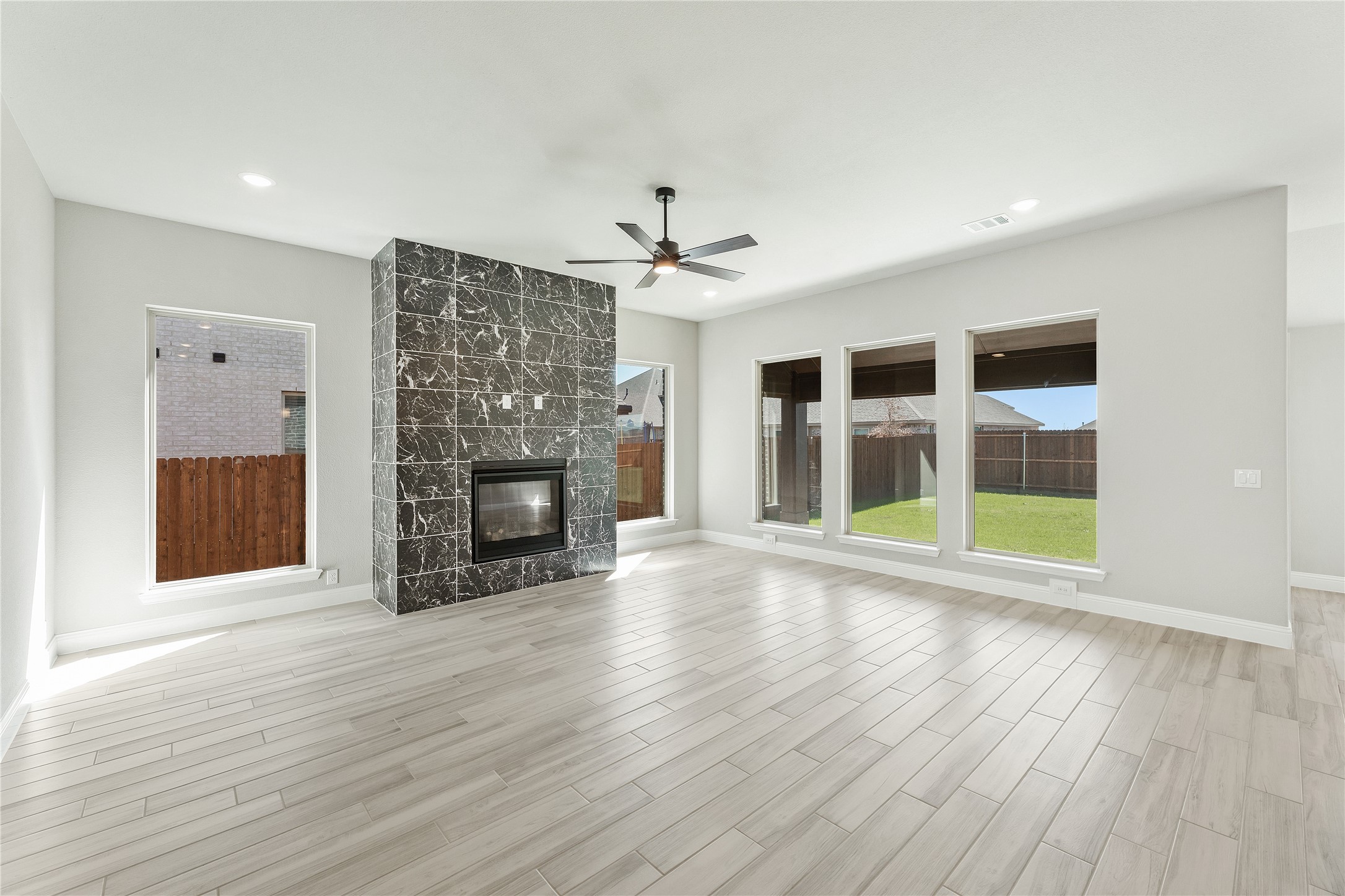 908 Lasalle Drive Red Oak TX 75154