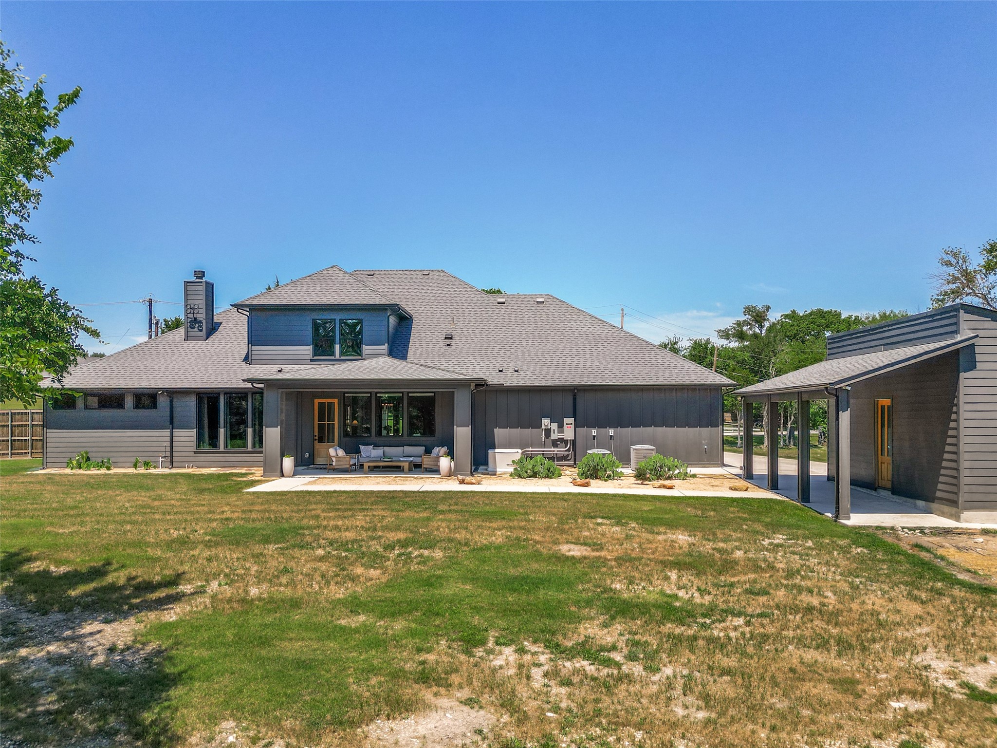 6401 Lyons Road Garland TX 75043