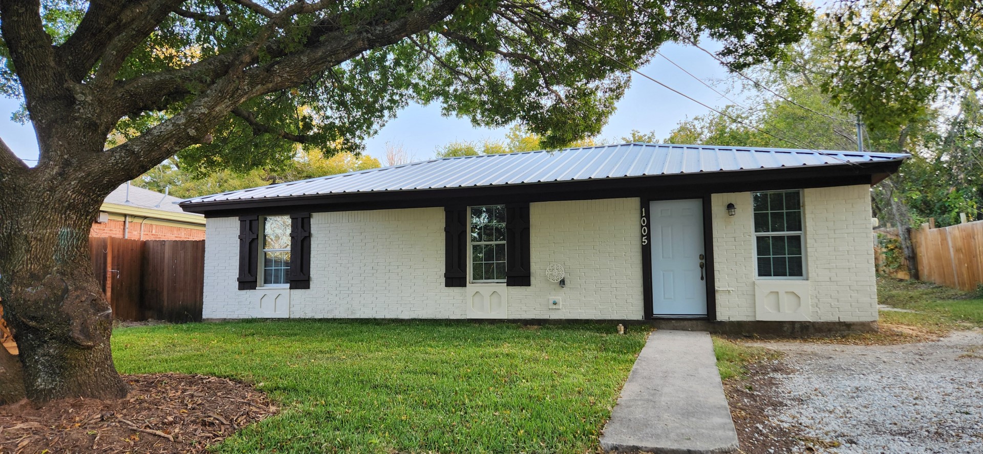 1005 W Bridge Street Weatherford TX 76086