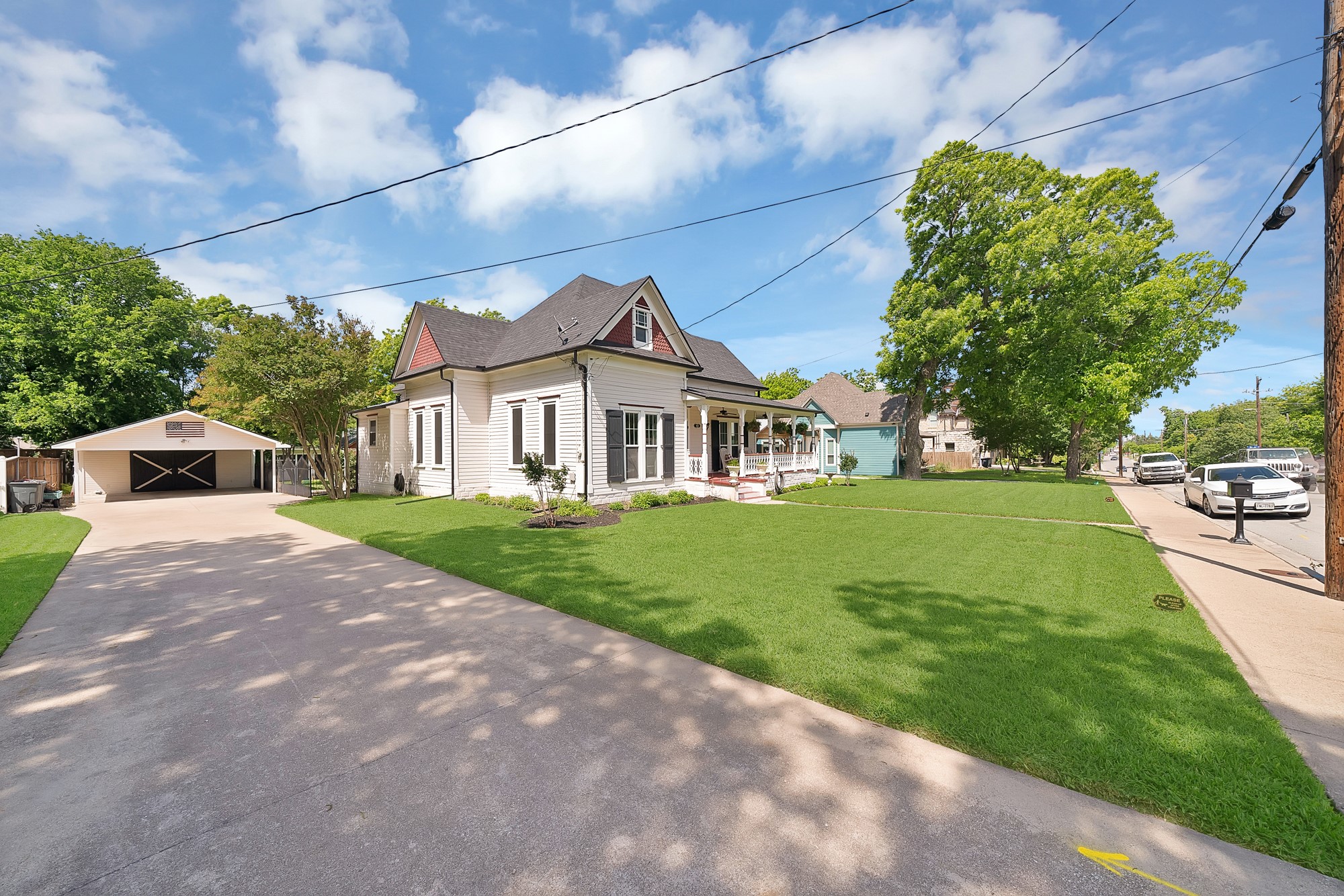 410 W Spring Street Weatherford TX 76086