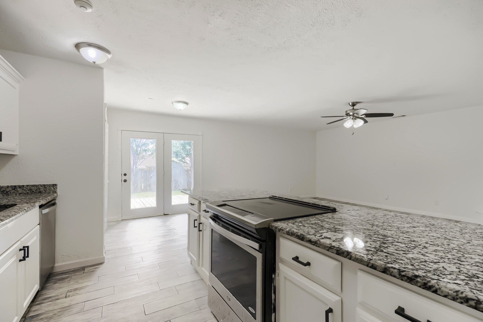 804 Netherland Drive Arlington TX 76017