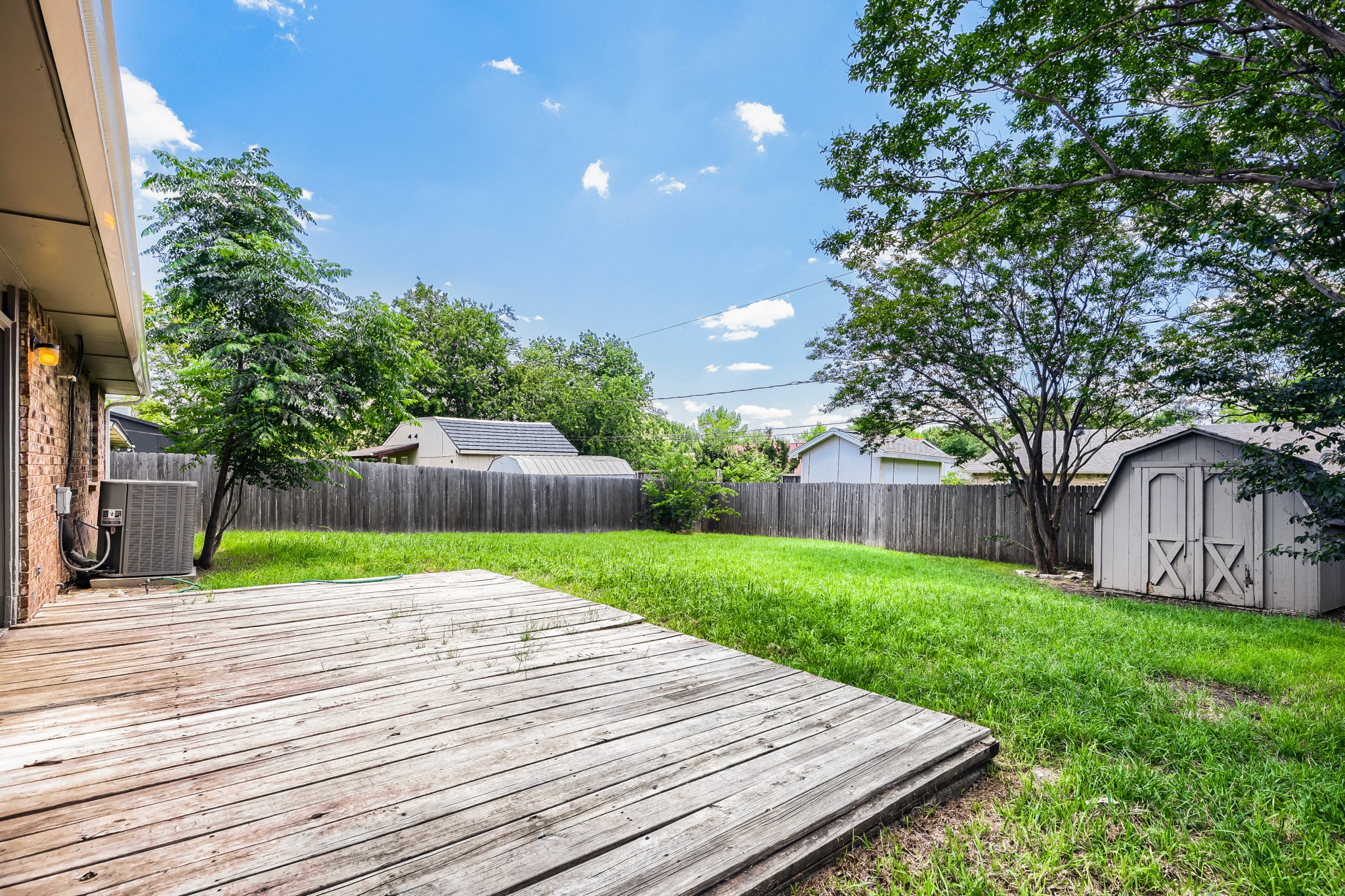 804 Netherland Drive Arlington TX 76017
