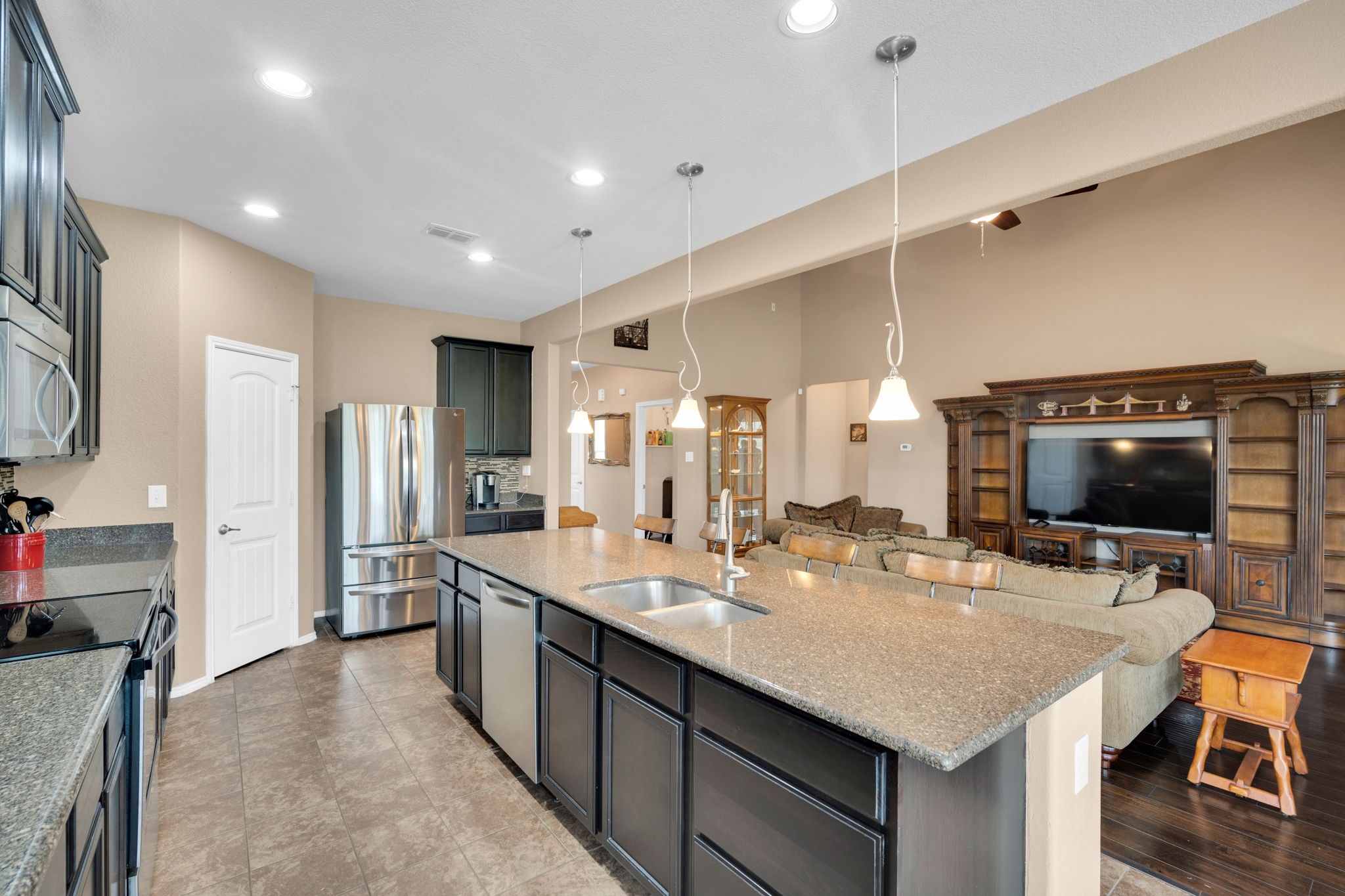 217 Belgian Street Waxahachie TX 75165