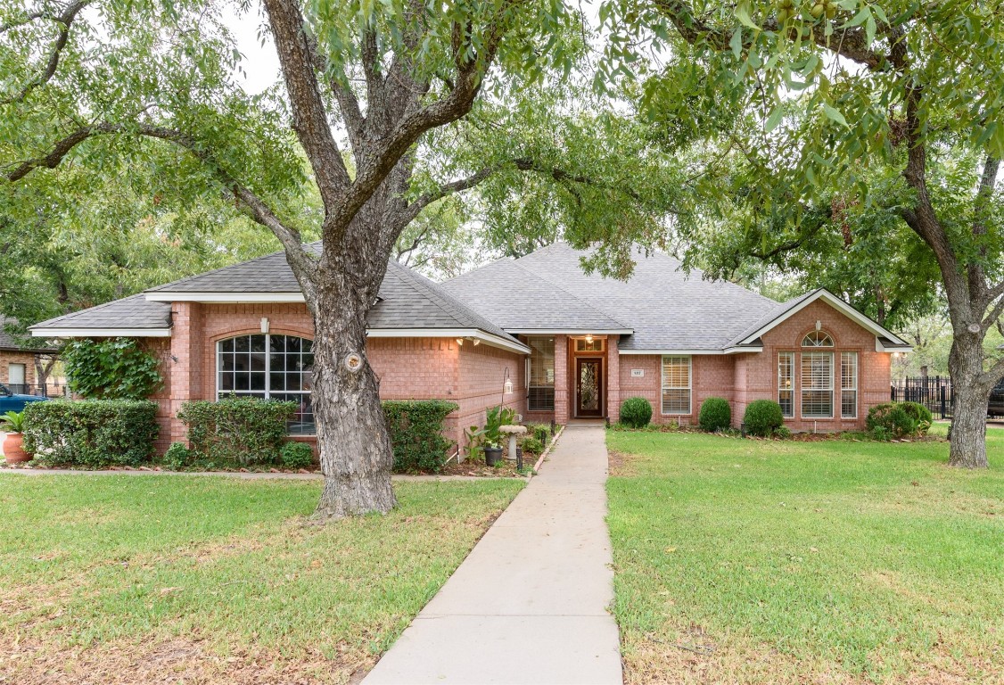 9317 Monticello Drive Granbury TX 76049