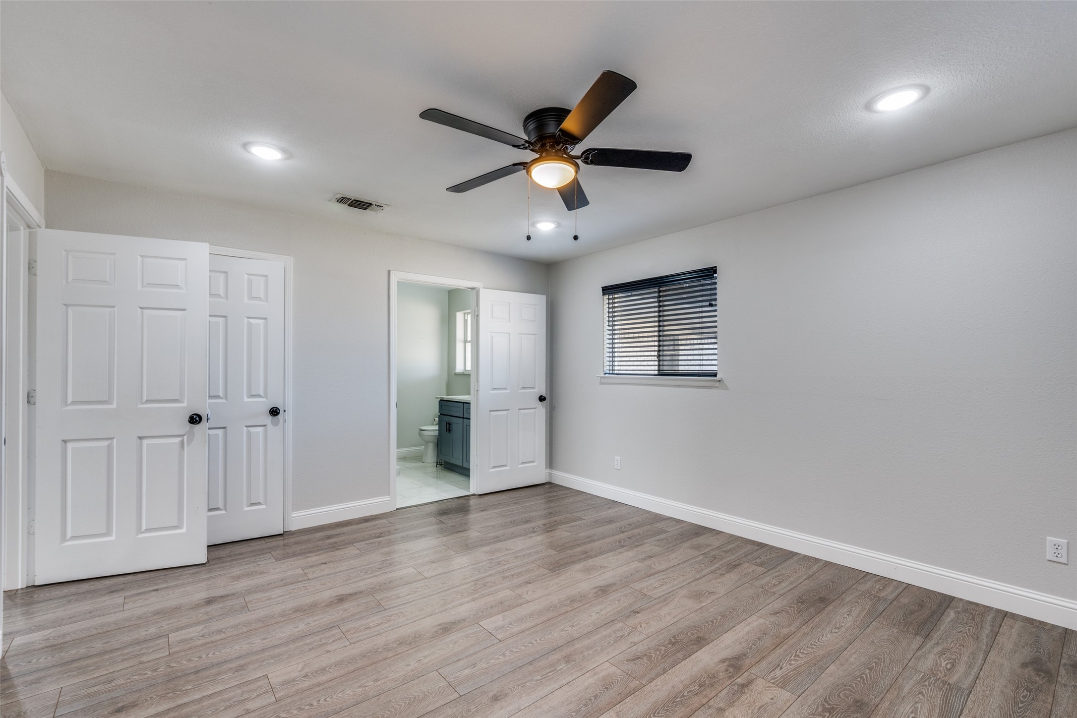 348 Thompson Street Fort Worth TX 76134