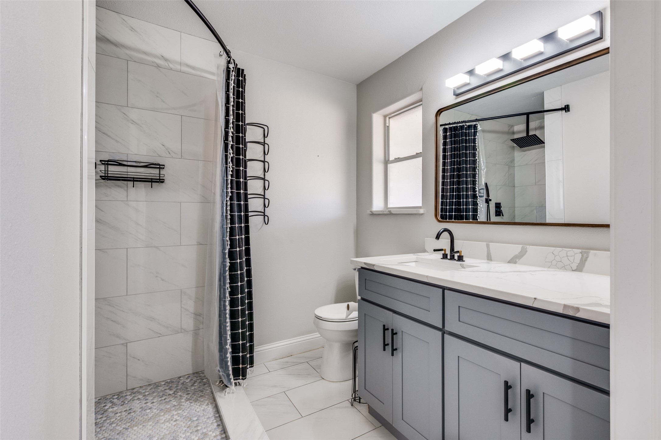 348 Thompson Street Fort Worth TX 76134