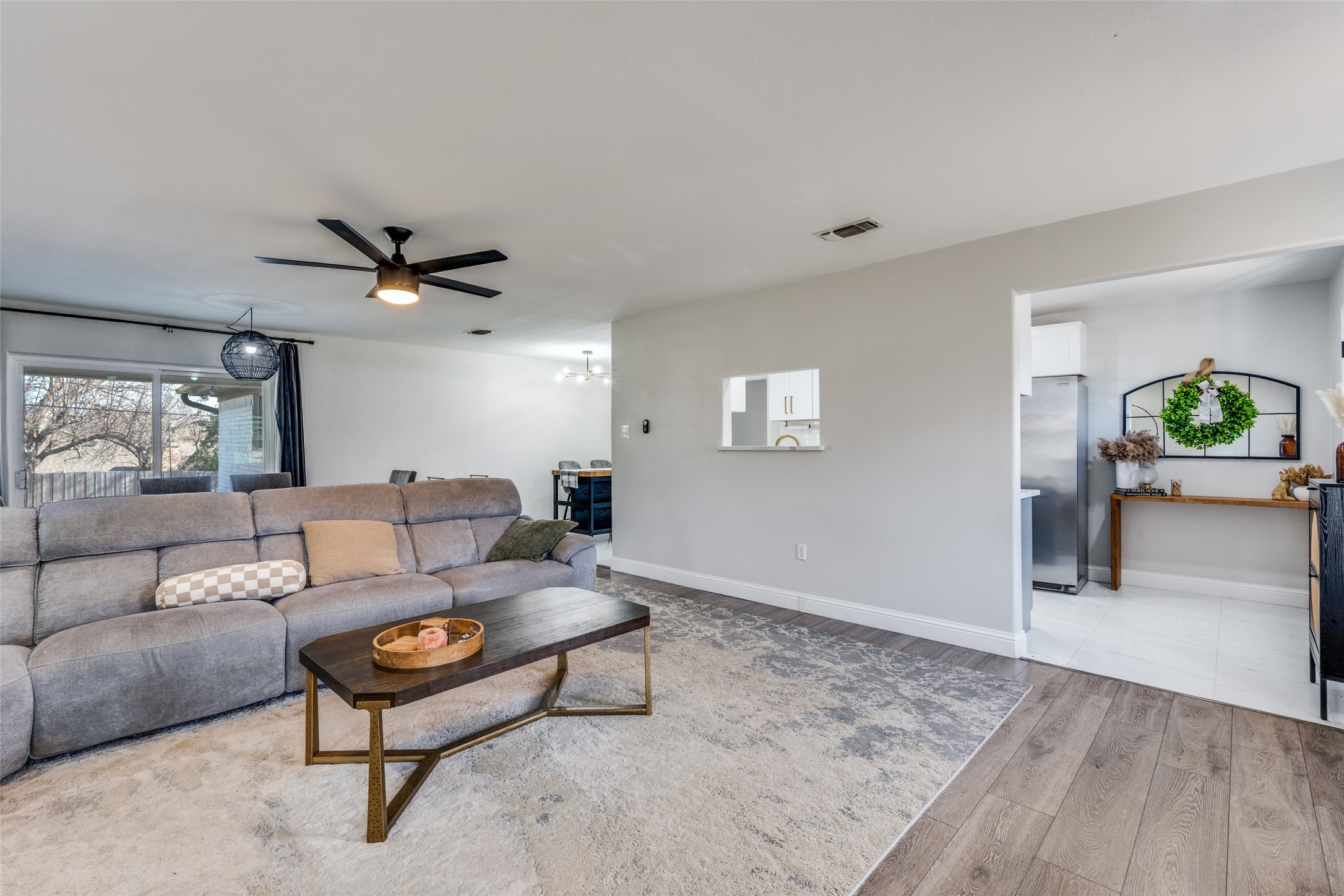 348 Thompson Street Fort Worth TX 76134