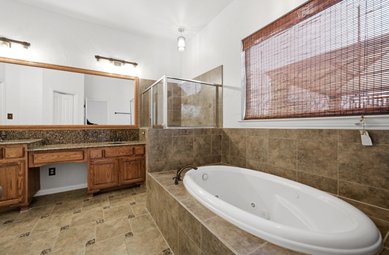 132 Silver Rose Boulevard Burleson TX 76028