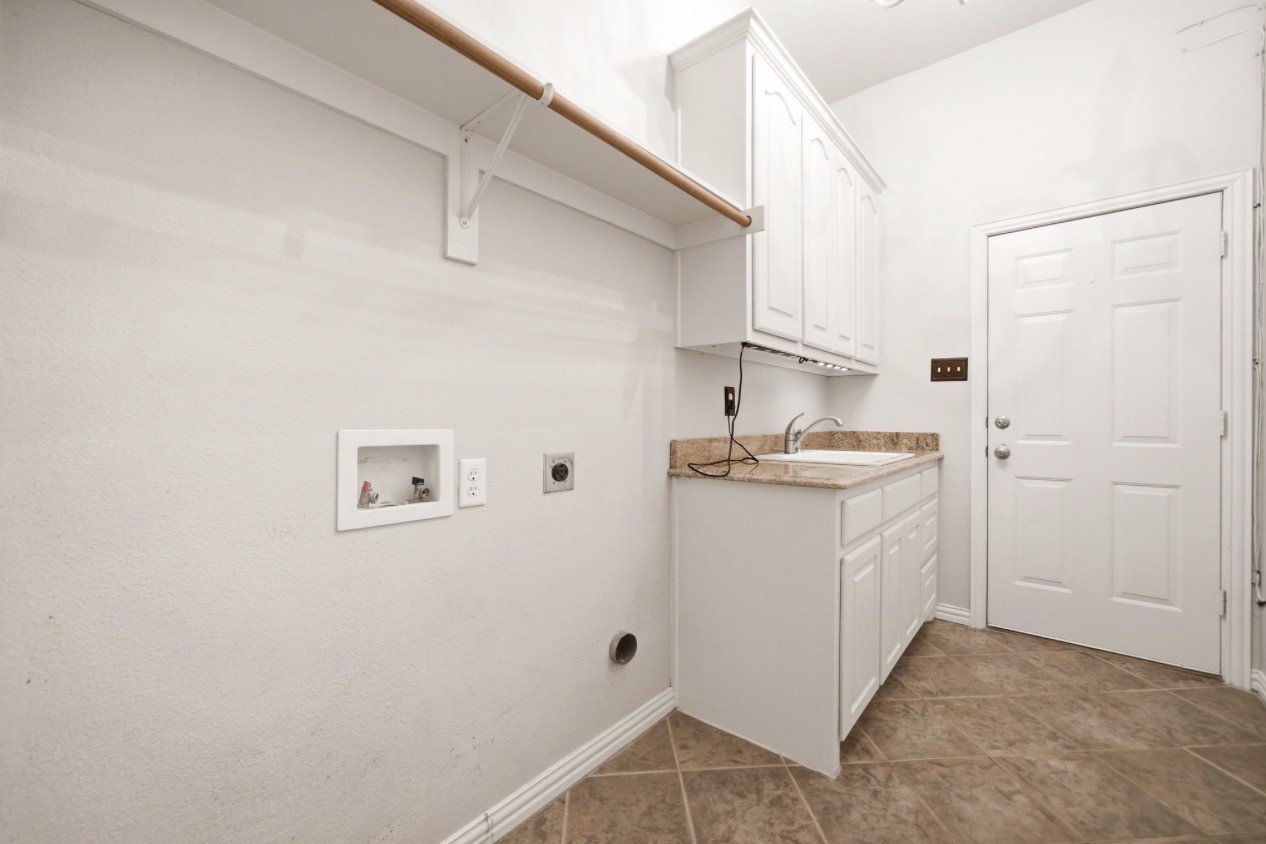 132 Silver Rose Boulevard Burleson TX 76028