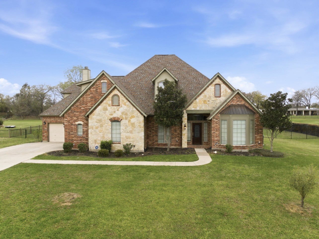 132 Silver Rose Boulevard Burleson TX 76028