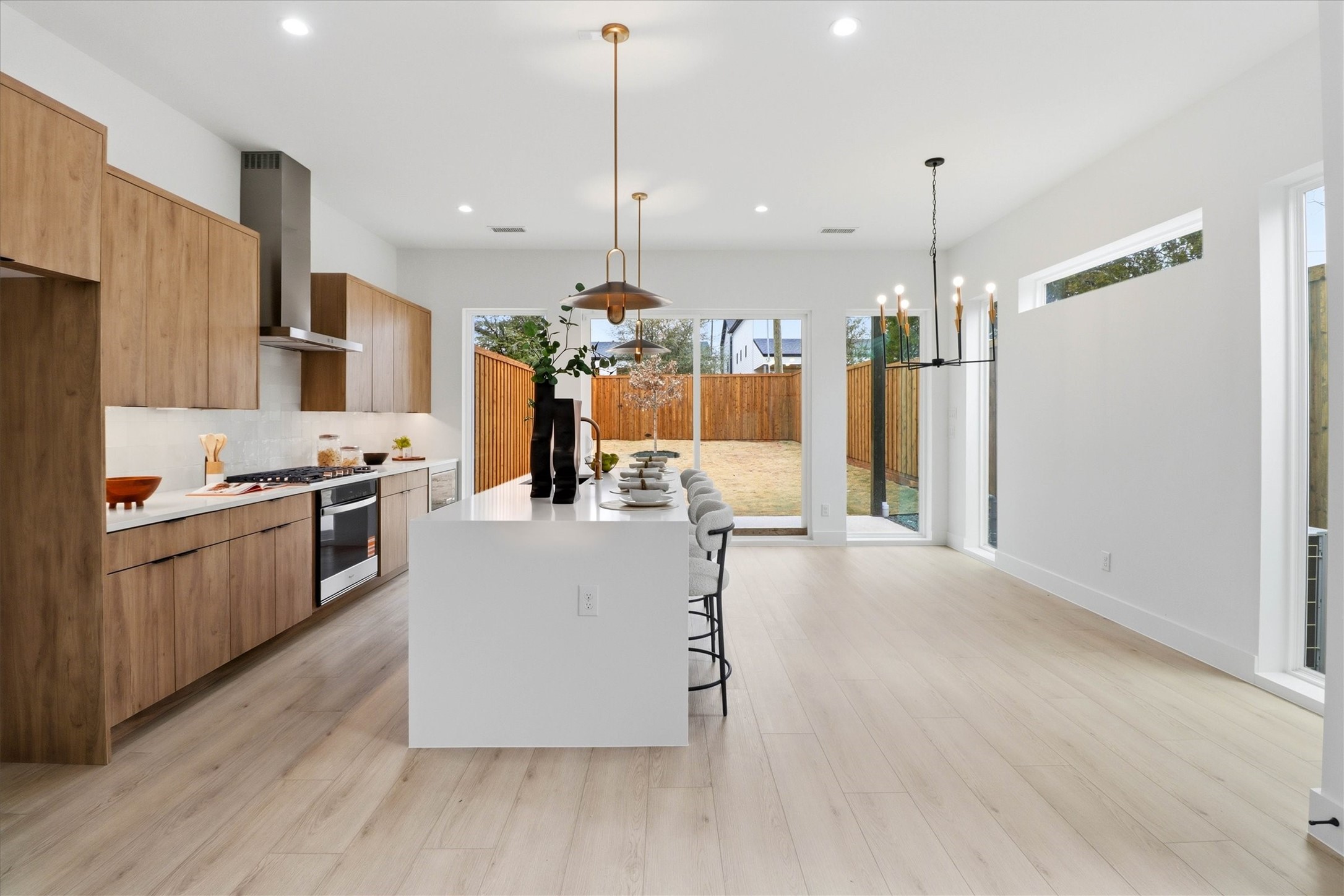 628 Wayne Street Dallas TX 75223
