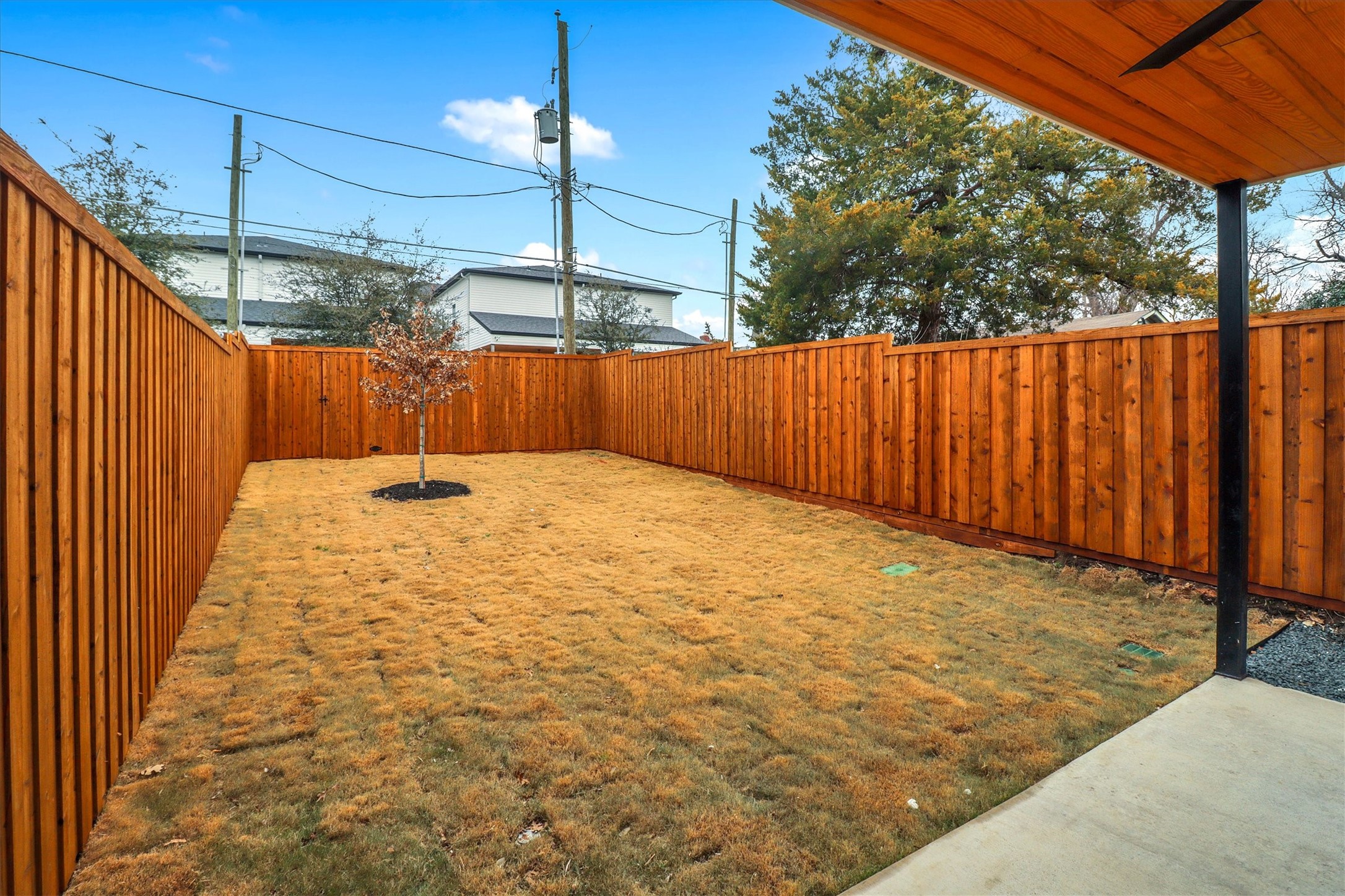 628 Wayne Street Dallas TX 75223