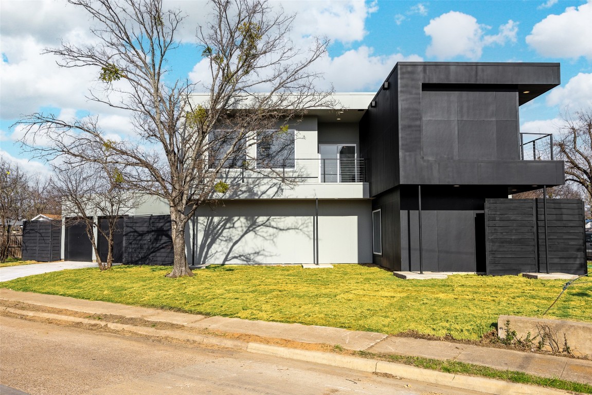 1847 Mcbroom Street Dallas TX 75212