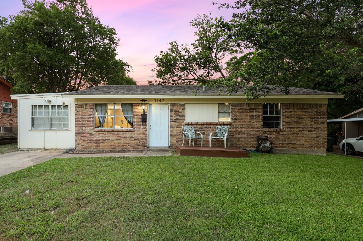 1147 Hickory Trail Garland TX 75040