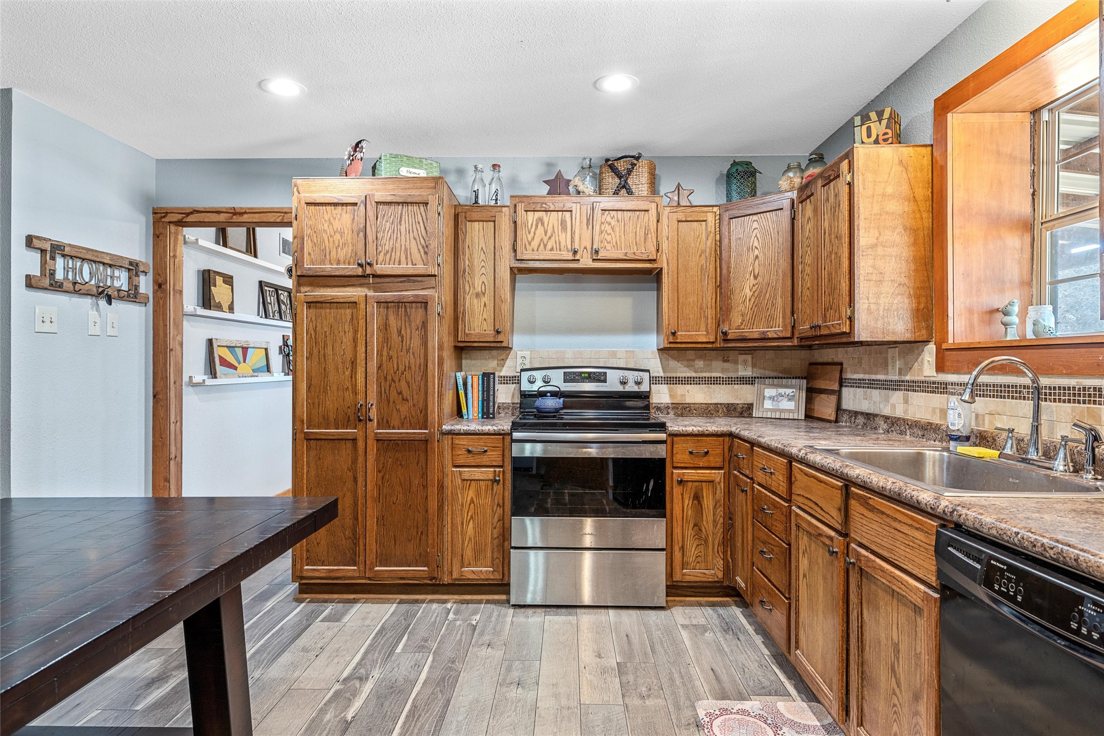 311 Cedar Ridge Drive China Spring TX 76633