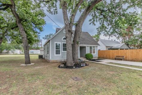 207 Greathouse Street Bridgeport TX 76426