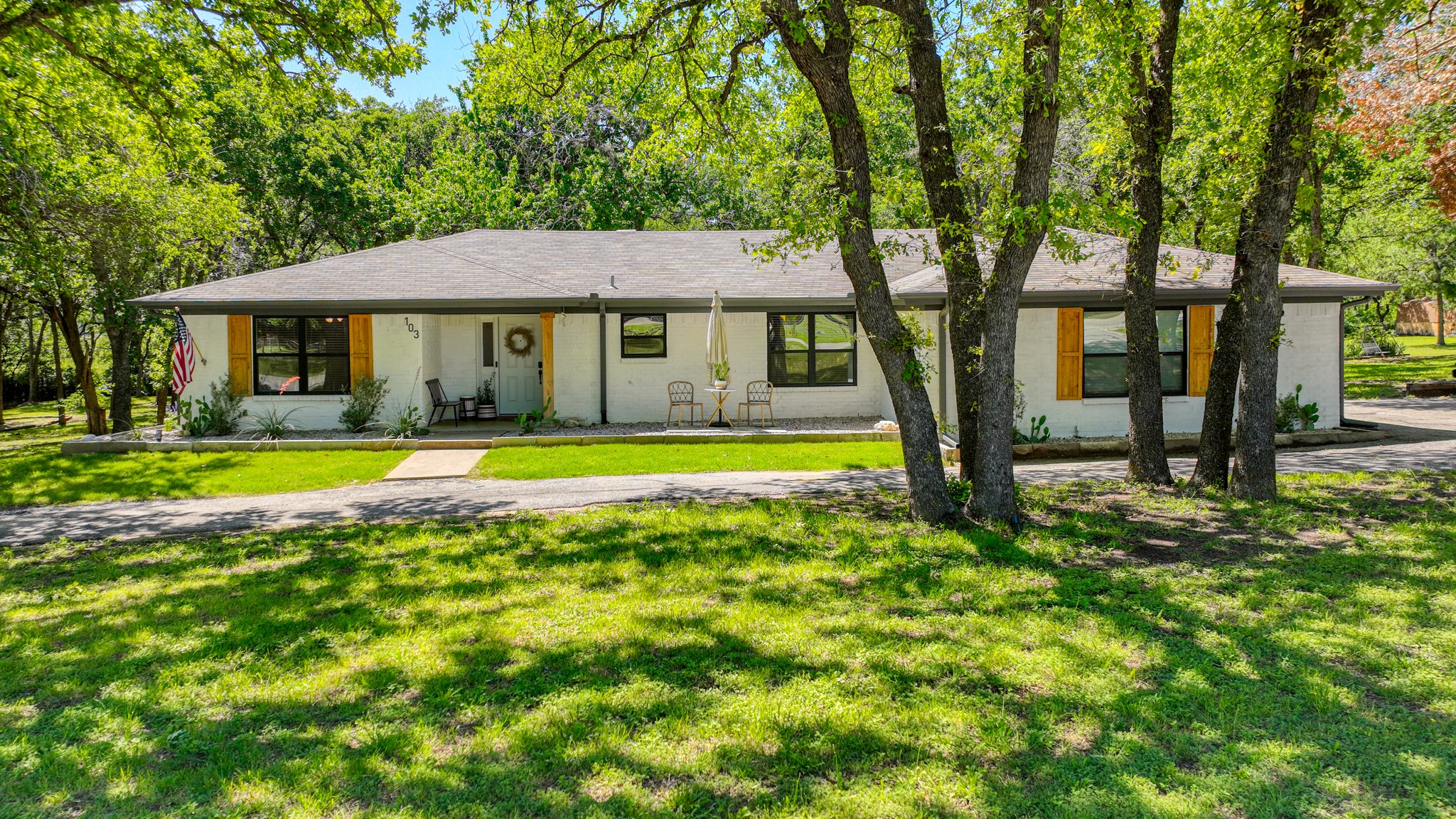 103 Oakwood Drive Weatherford TX 76086