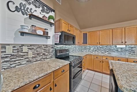 328 E Vaughn Road Cleburne TX 76031
