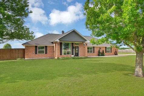 328 E Vaughn Road Cleburne TX 76031