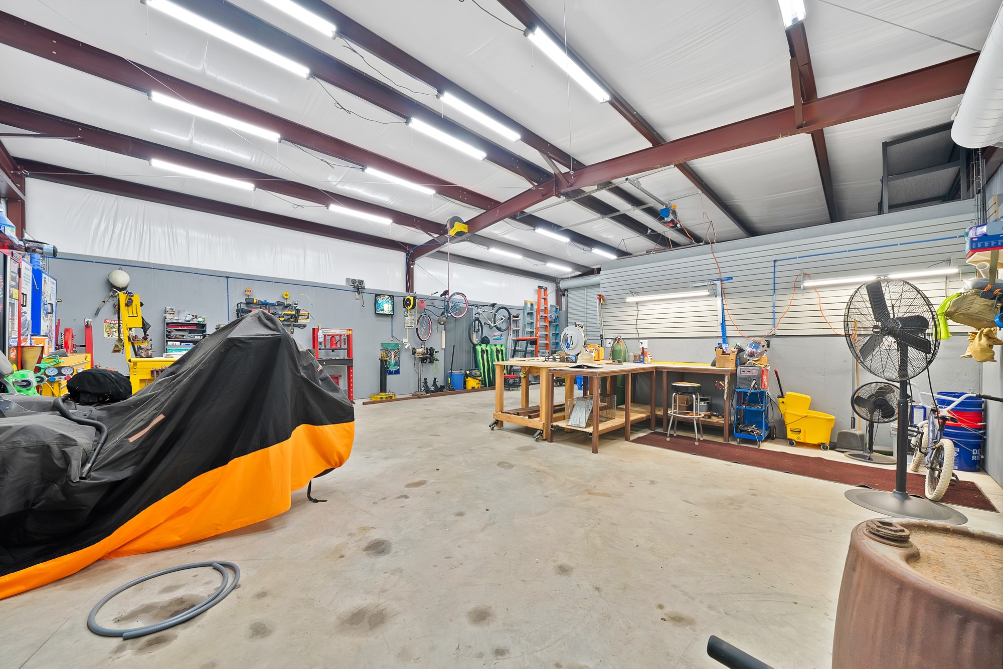 328 E Vaughn Road Cleburne TX 76031