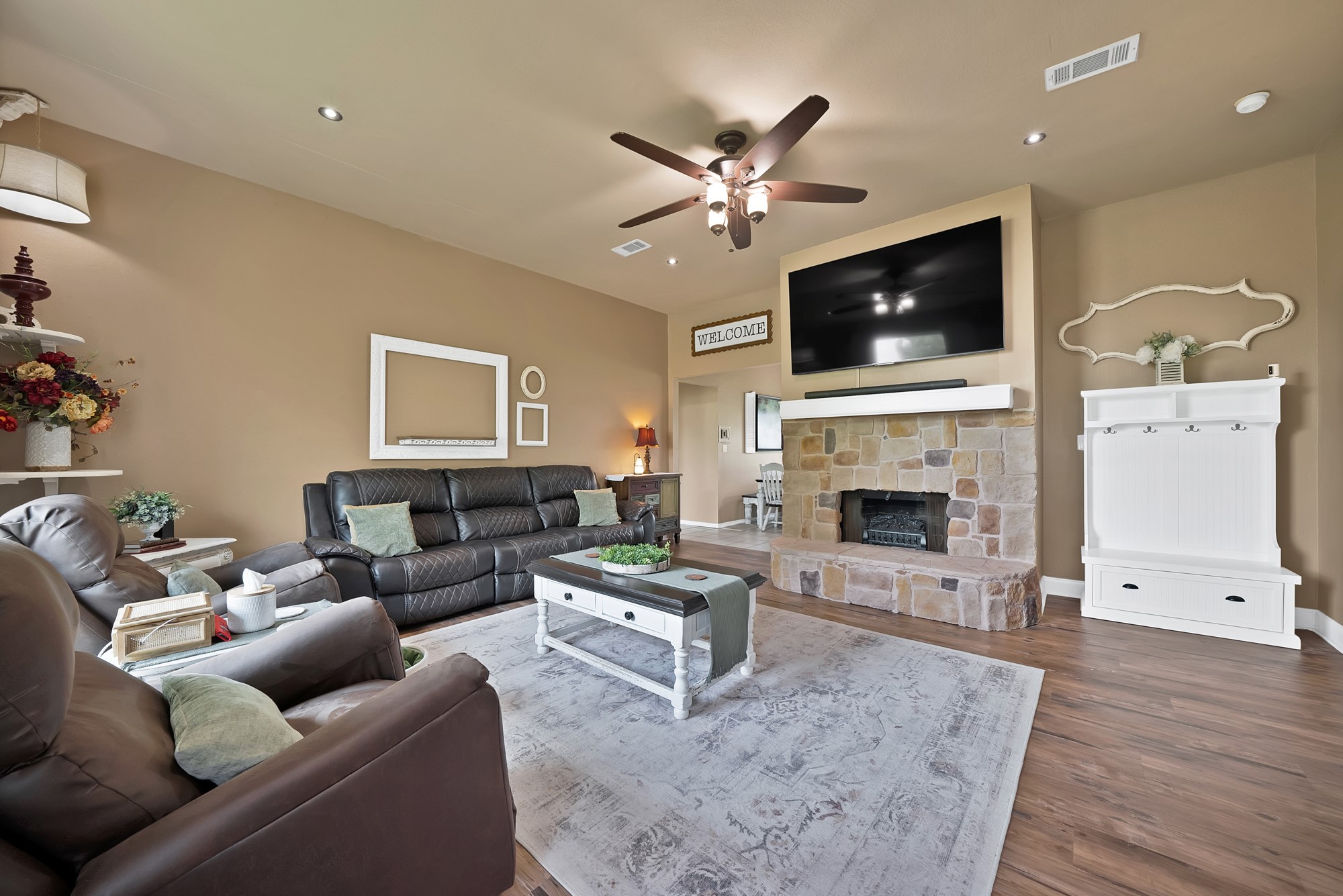 328 E Vaughn Road Cleburne TX 76031