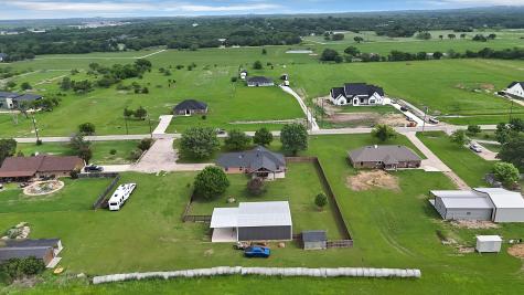328 E Vaughn Road Cleburne TX 76031