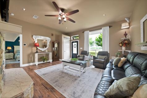 328 E Vaughn Road Cleburne TX 76031