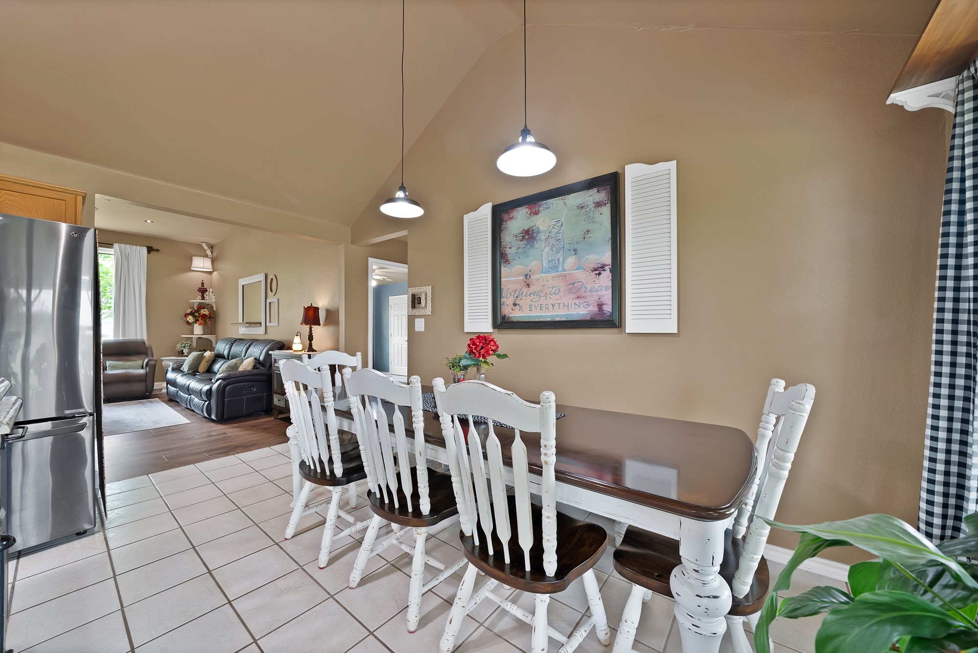 328 E Vaughn Road Cleburne TX 76031