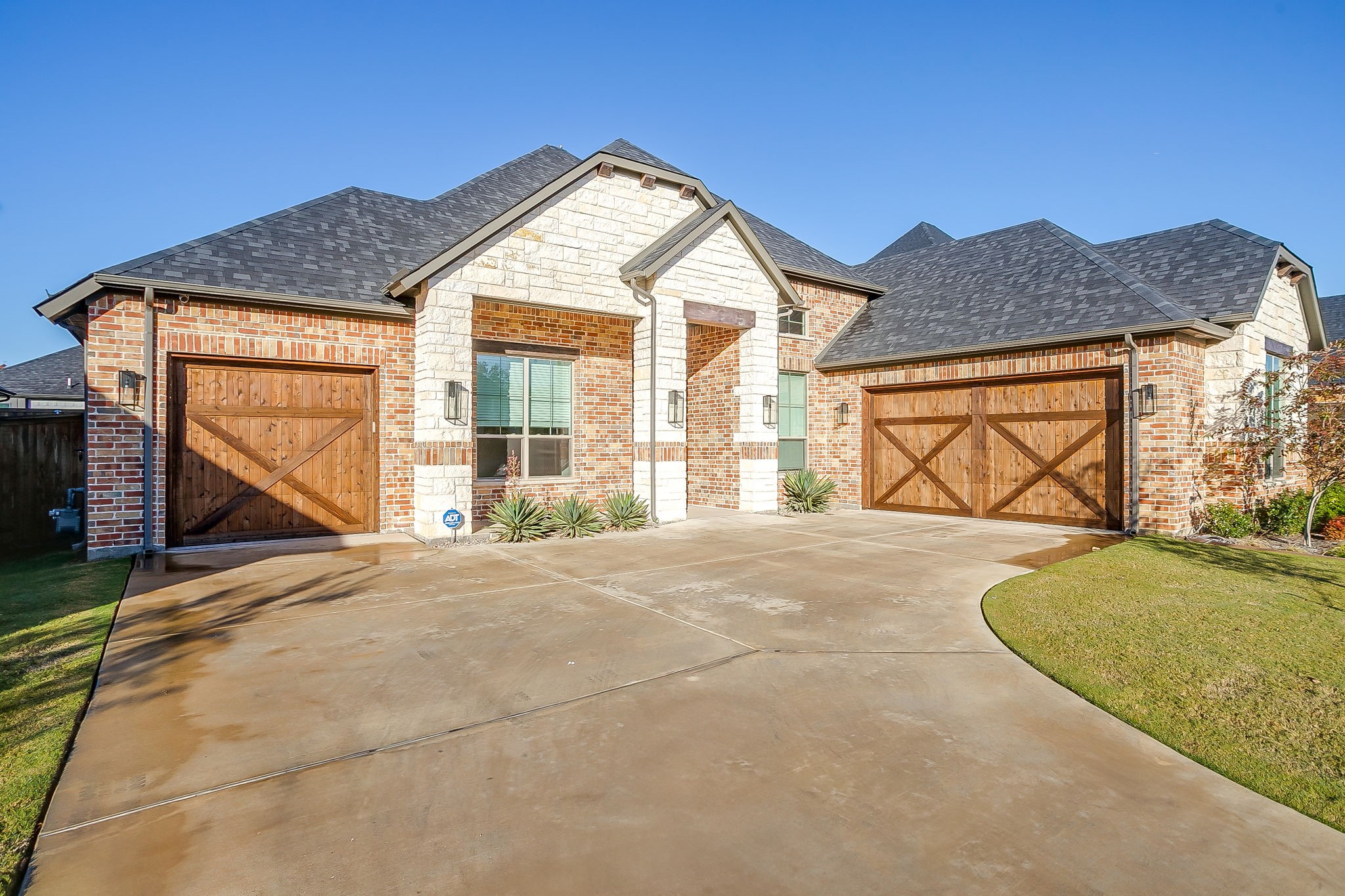 13921 E Riviera Drive Fort Worth TX 76028