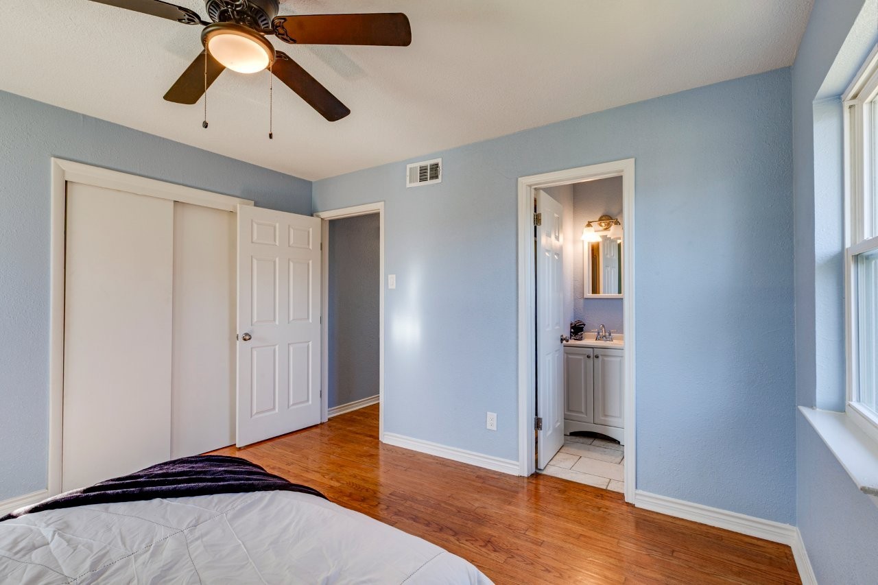 1530 Caravan Trail Dallas TX 75241
