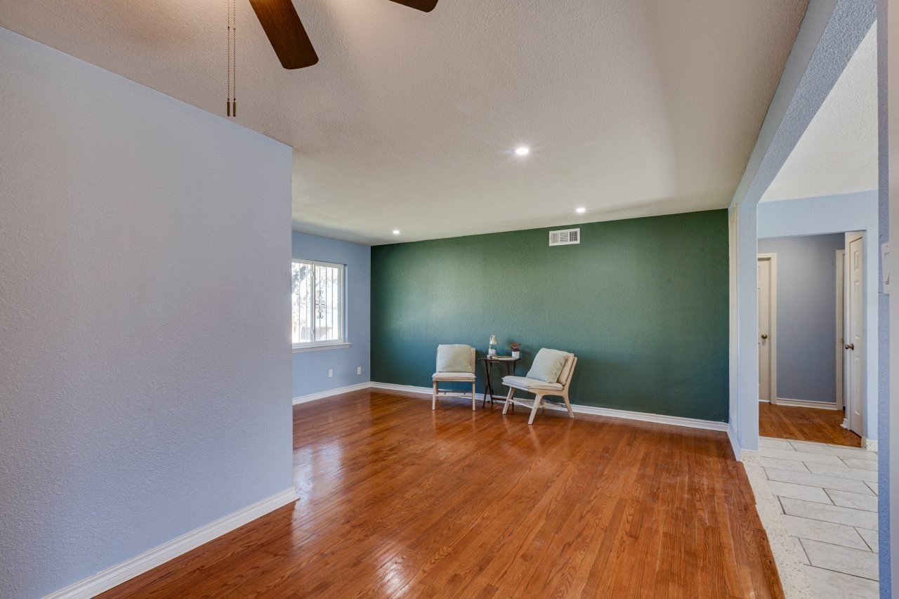 1530 Caravan Trail Dallas TX 75241