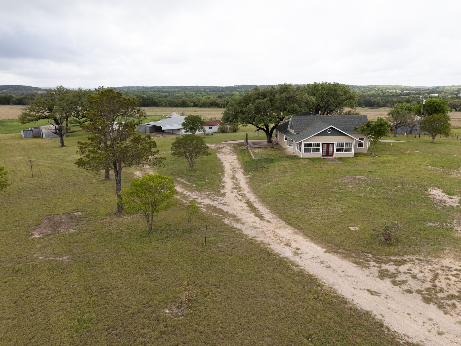 589 County Road 4150 Clifton TX 76634