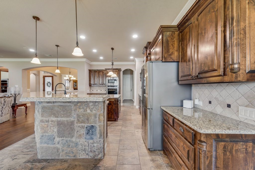 8704 Shadywood Lane North Richland Hills TX 76182