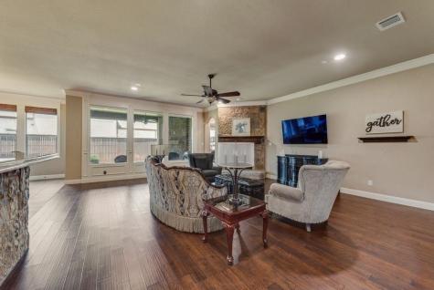 8704 Shadywood Lane North Richland Hills TX 76182