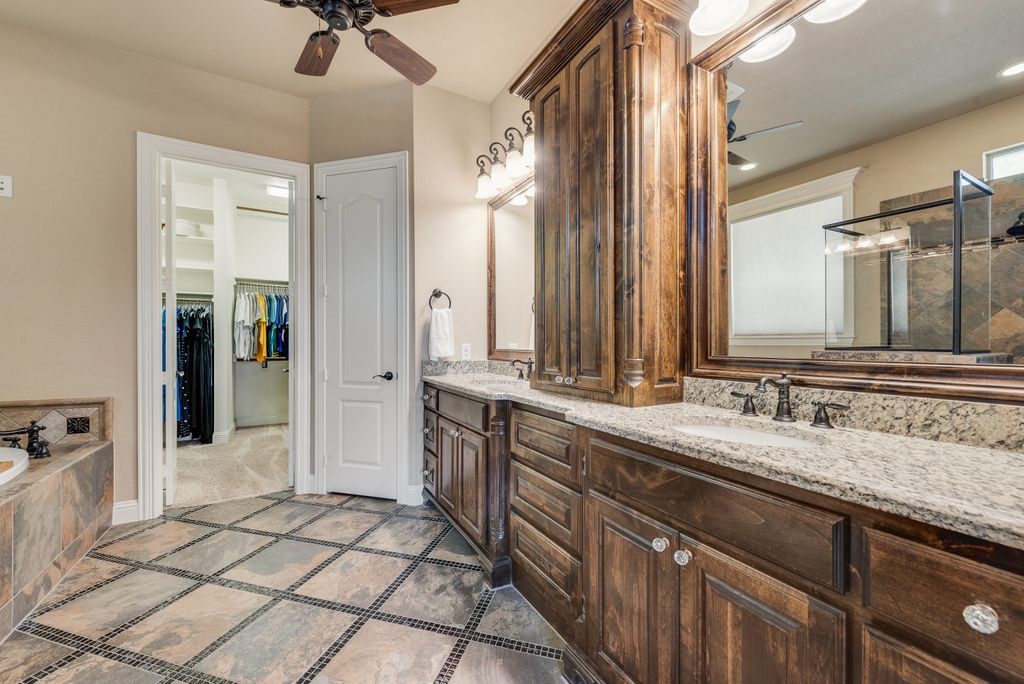 8704 Shadywood Lane North Richland Hills TX 76182