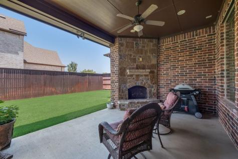 8704 Shadywood Lane North Richland Hills TX 76182