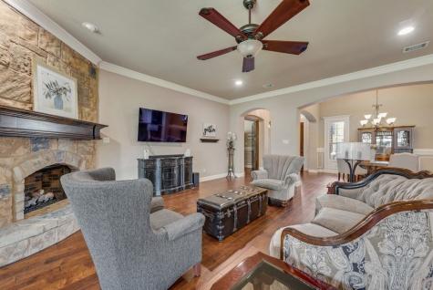 8704 Shadywood Lane North Richland Hills TX 76182
