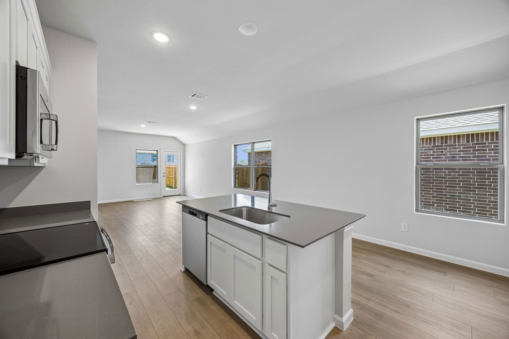 711 Springwell Drive Princeton TX 75407